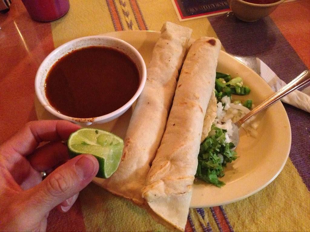 La Morenita Oaxaqueña | restaurant | 3550 W 3rd St, Los Angeles, CA 90020, USA | 2133659201 OR +1 213-365-9201