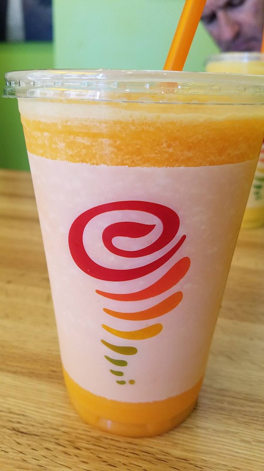 Jamba Juice Simi Valley Town Center | restaurant | 1555 Simi Town Center Way #850, Simi Valley, CA 93065, USA | 8055849880 OR +1 805-584-9880