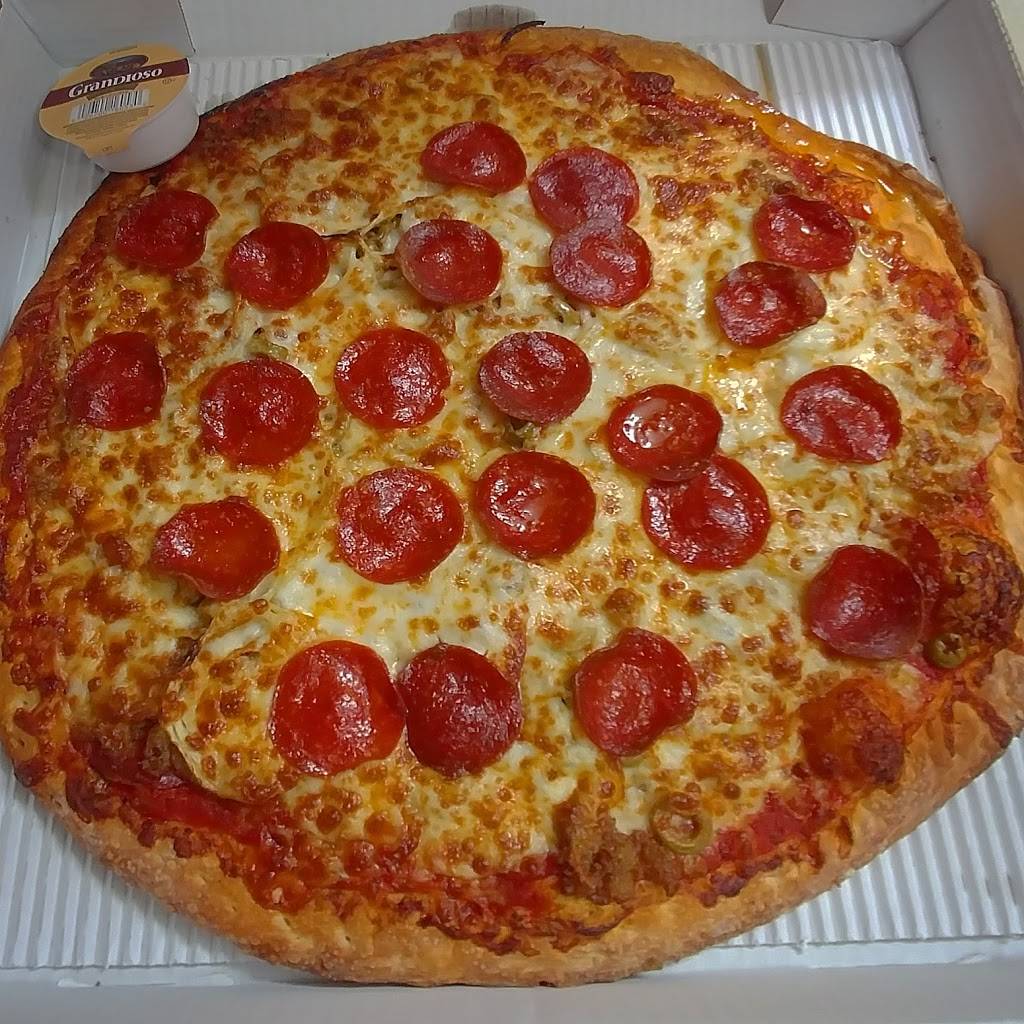 Raimondos Pizza | restaurant | 2608 W State Blvd, Fort Wayne, IN 46808, USA | 2604821777 OR +1 260-482-1777