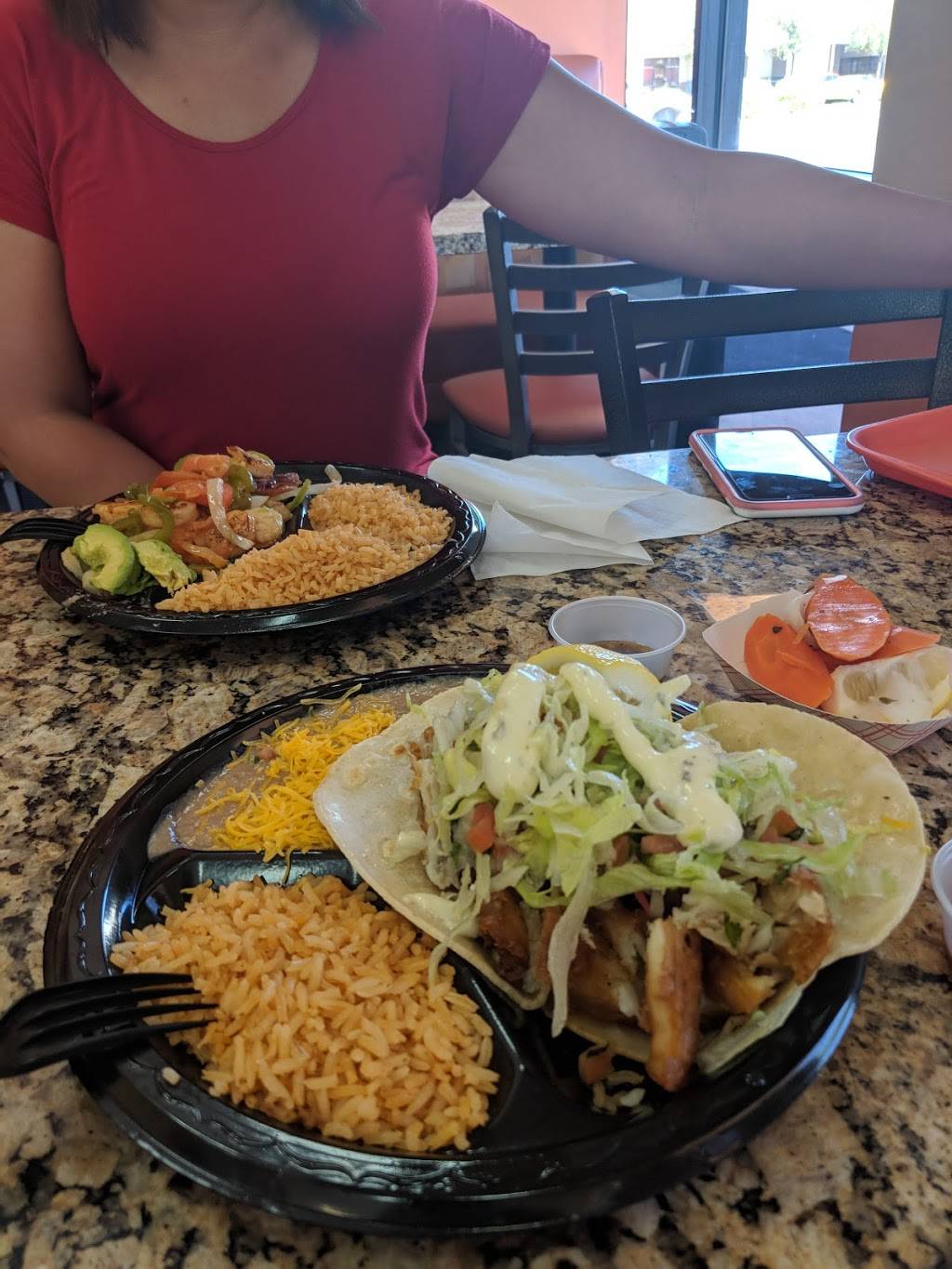Federico’s Mexican Food | restaurant | 20429 N Lake Pleasant Rd, Peoria, AZ 85382, USA | 6238250146 OR +1 623-825-0146
