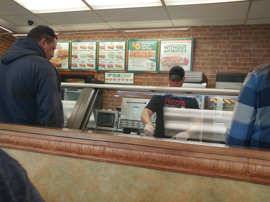 Subway | restaurant | 440 Mt Zion Rd, Florence, KY 41042, USA | 8595944555 OR +1 859-594-4555