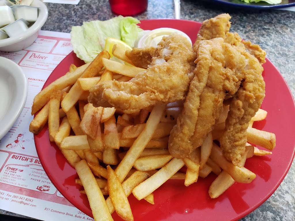 The Gathering Place Restaurant | restaurant | 407 3rd St, Howe, IN 46746, USA | 2605623584 OR +1 260-562-3584