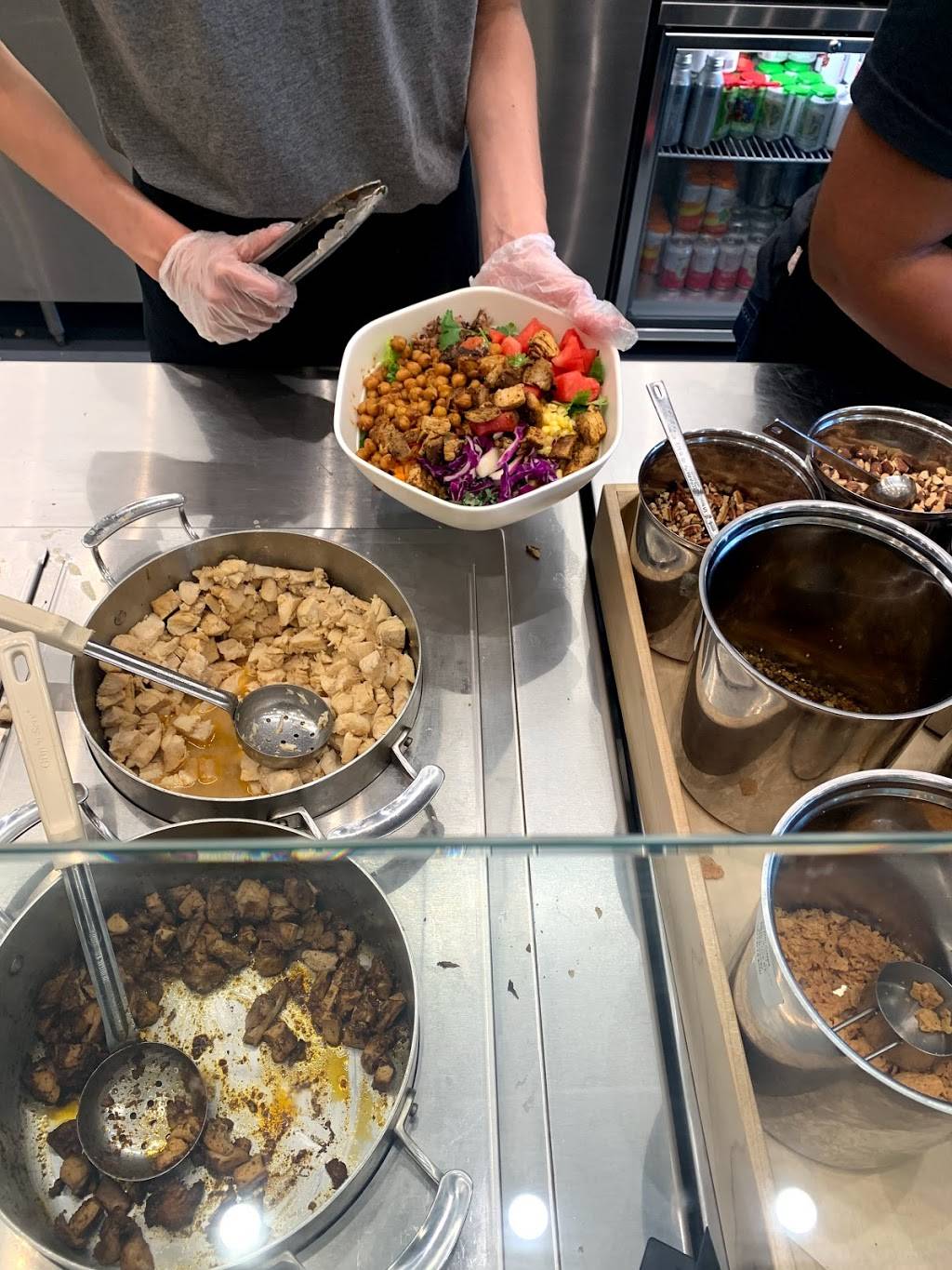 sweetgreen | meal takeaway | 2551 Amherst St, Houston, TX 77005, USA | 8327207500 OR +1 832-720-7500