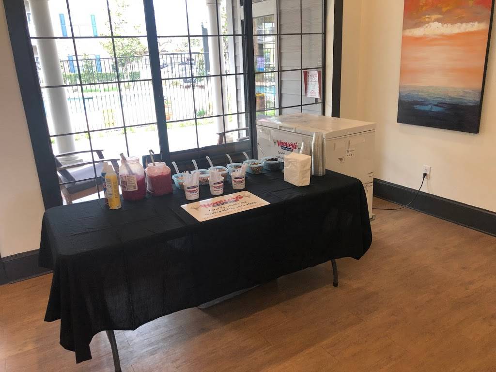 Woolleys Frozen Custard | restaurant | 7630 N Beach St #166, Fort Worth, TX 76137, USA | 8175039918 OR +1 817-503-9918
