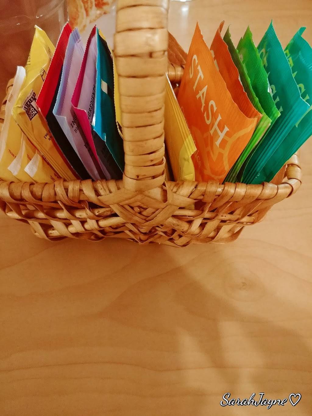 Elmers Restaurant (Woodburn, OR) | restaurant | 255 N Arney Rd, Woodburn, OR 97071, USA | 5039822255 OR +1 503-982-2255