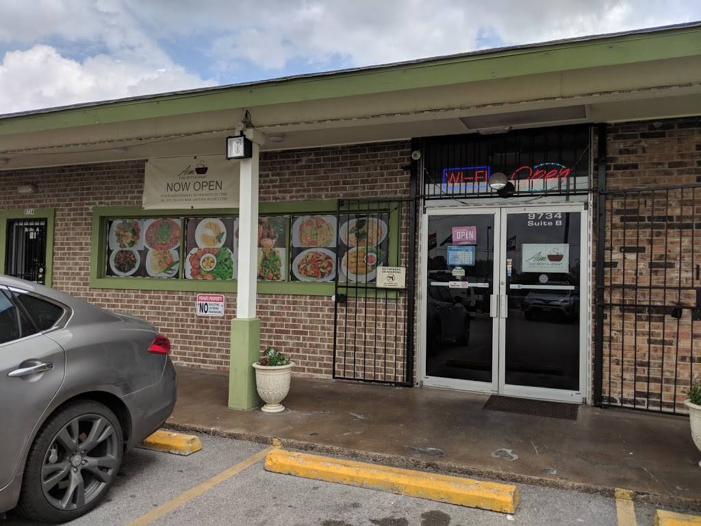 Aim Thai Restaurant | restaurant | 9734 W Montgomery Rd, Houston, TX 77088, USA | 8322303330 OR +1 832-230-3330