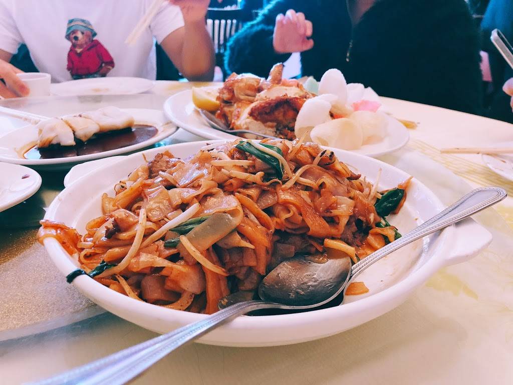 East Dim Sum | restaurant | 6006 Main St, Flushing, NY 11355, USA | 7189611388 OR +1 718-961-1388