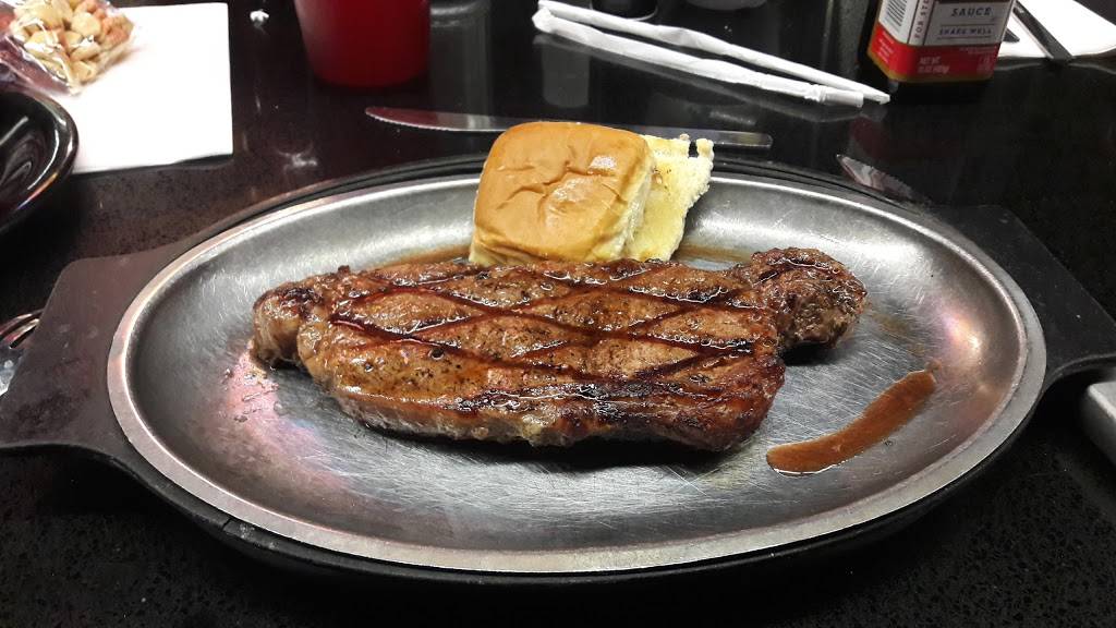 Phoenix Coney Island | restaurant | 40100 Van Dyke Ave, Sterling Heights, MI 48313, USA | 5869778977 OR +1 586-977-8977