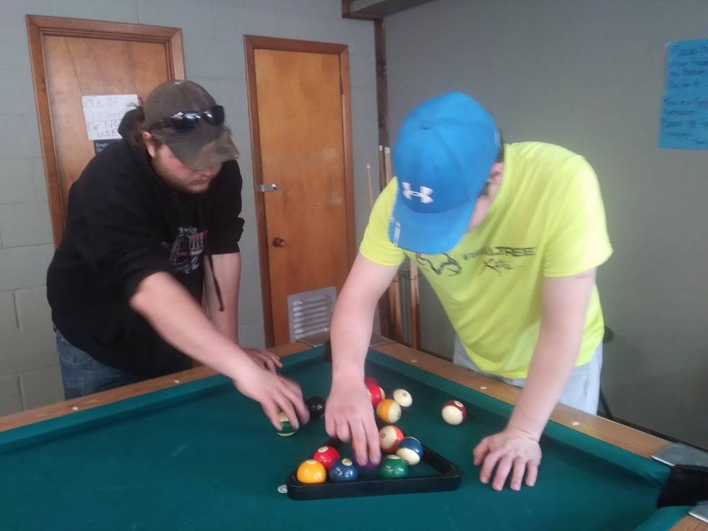 Pike Pizza | restaurant | 10827 US-322, Shippenville, PA 16254, USA | 8142272066 OR +1 814-227-2066