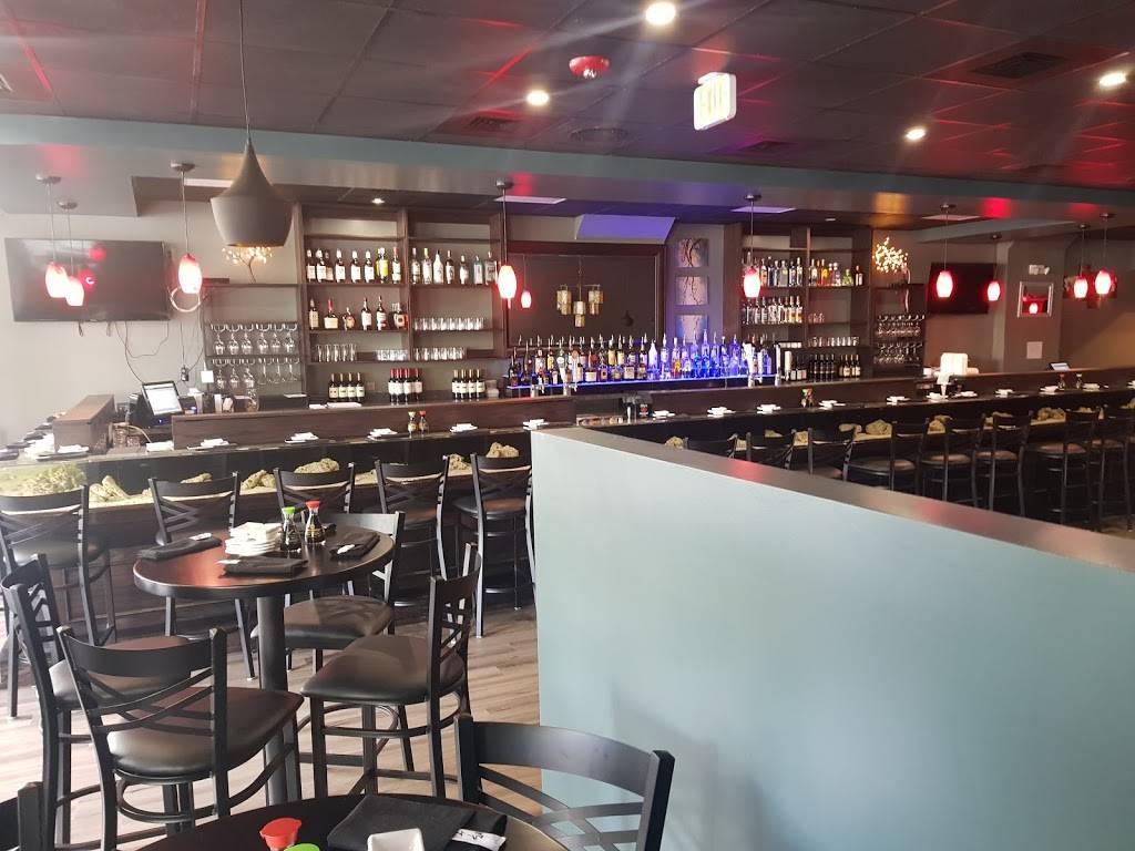 Tsunami Sushi & Hibachi | restaurant | 114 N Tennessee Ave #101, Lakeland, FL 33801, USA | 8639402112 OR +1 863-940-2112