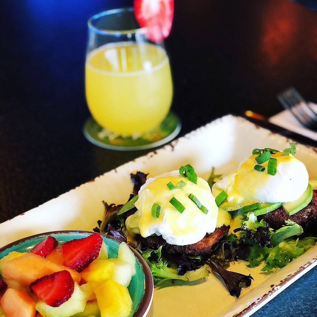 JohnnyLukes KitchenBar | restaurant | 5500 Market St #130, Wilmington, NC 28405, USA | 9107691798 OR +1 910-769-1798