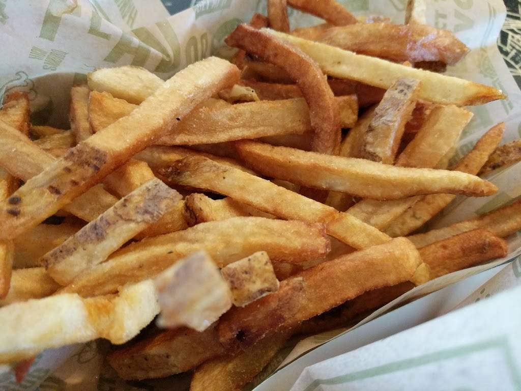 Wingstop | meal delivery | 3155 S Bascom Ave, Campbell, CA 95008, USA | 4086269464 OR +1 408-626-9464