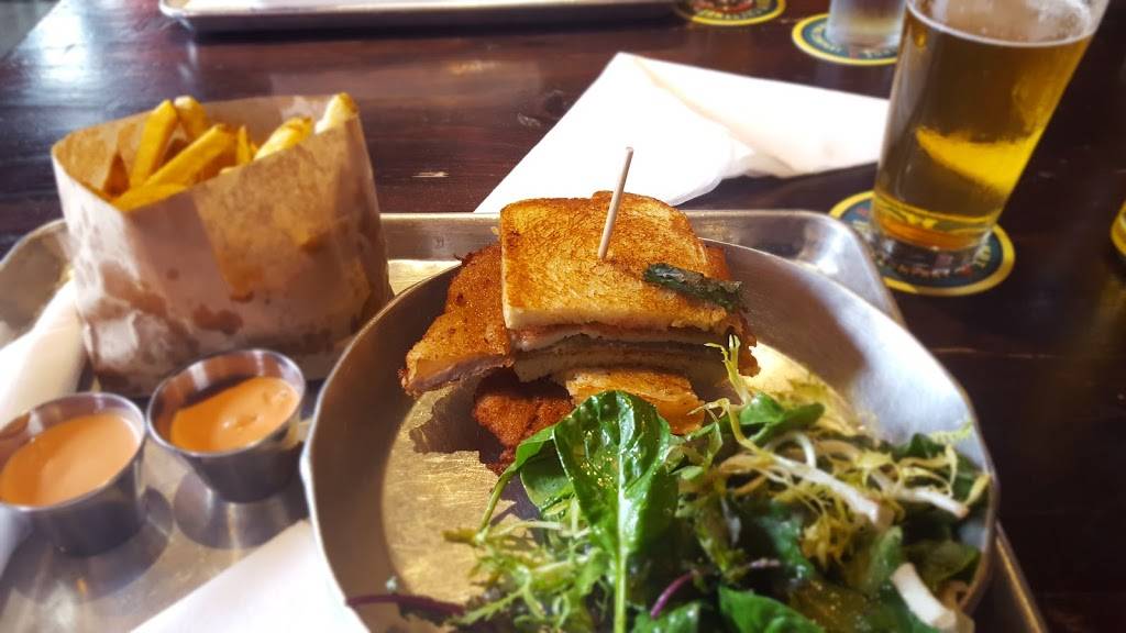 Urban Chestnut Midtown Brewery and Biergarten | restaurant | 3229 Washington Ave, St. Louis, MO 63103, USA | 3142220143 OR +1 314-222-0143