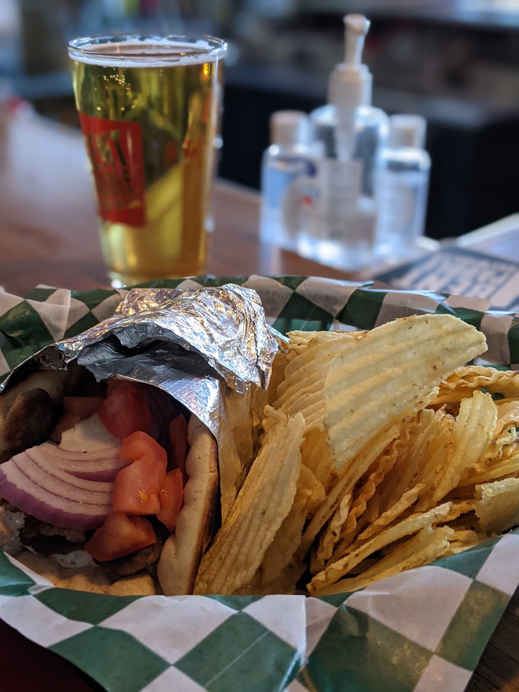 Billys Bar & Grill | restaurant | 3502 W Tischer Rd, Duluth, MN 55803, USA | 2185254720 OR +1 218-525-4720