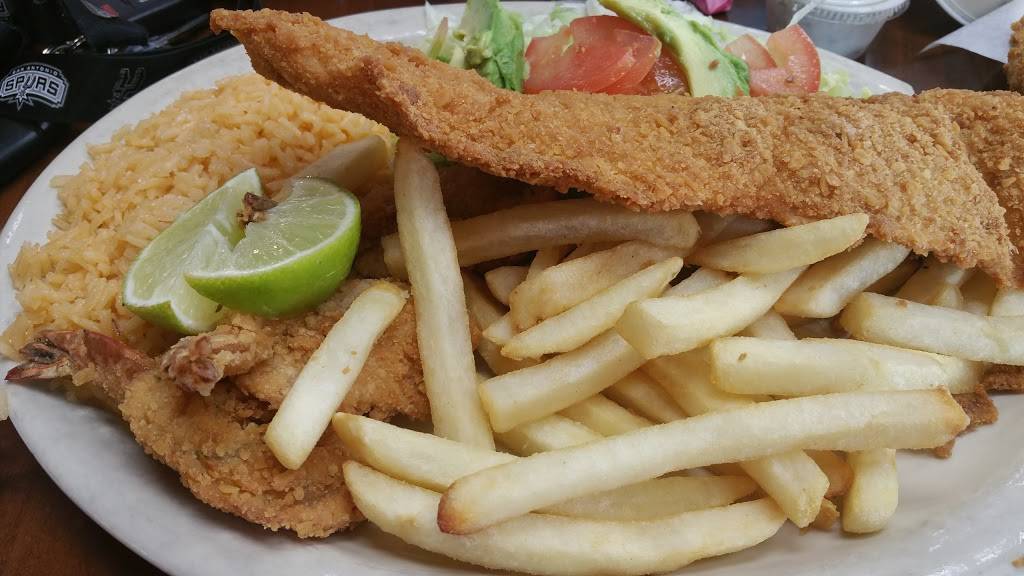 Taqueria Los Dos Laredos | restaurant | 4703 Rigsby Ave, San Antonio, TX 78222, USA | 2103338172 OR +1 210-333-8172