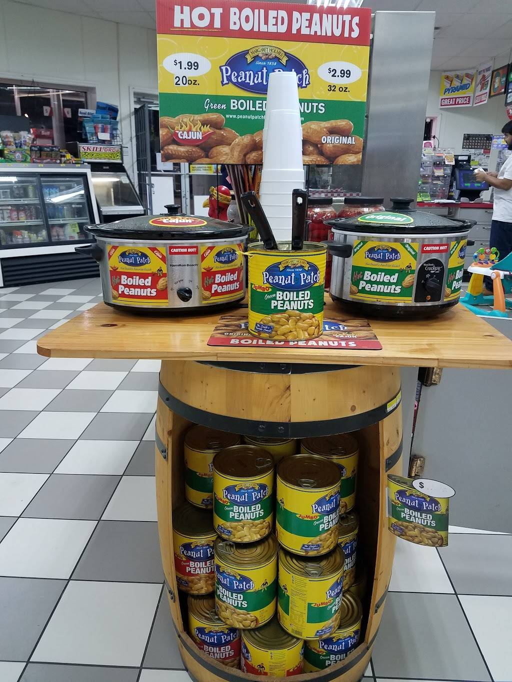 Kays Country Corner | meal takeaway | 1905 W Gaines St, Lawrenceburg, TN 38464, USA | 9317623425 OR +1 931-762-3425