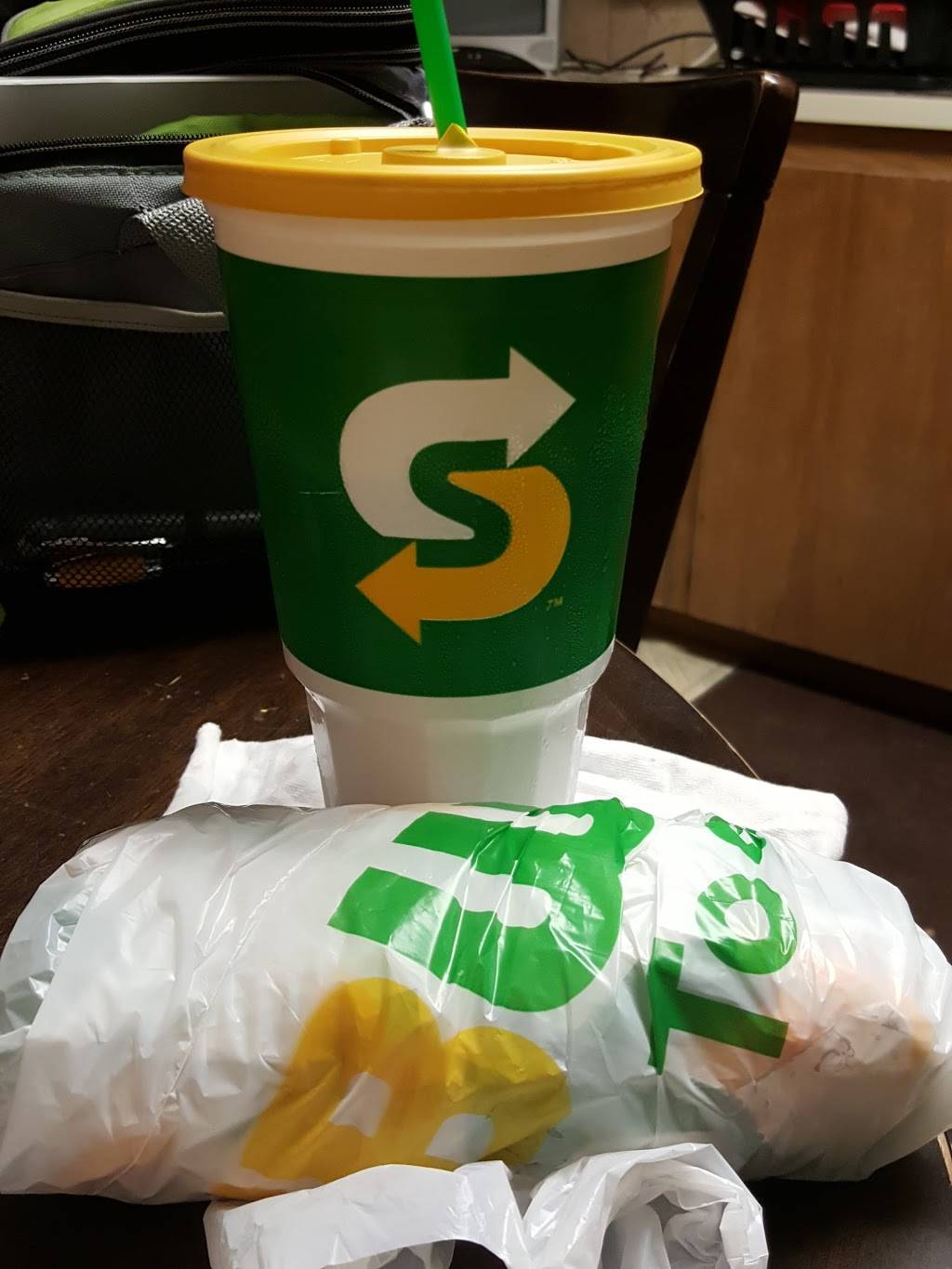 Subway | meal takeaway | 4335 LA-24, Bourg, LA 70343, USA | 9855941188 OR +1 985-594-1188