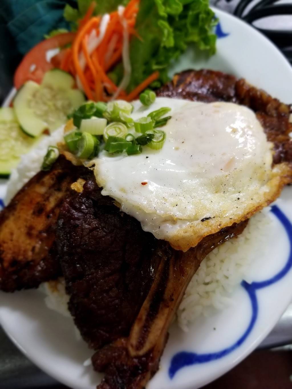 Pho Sriracha | restaurant | 5515 4th Ave S, Seattle, WA 98108, USA | 2067649528 OR +1 206-764-9528