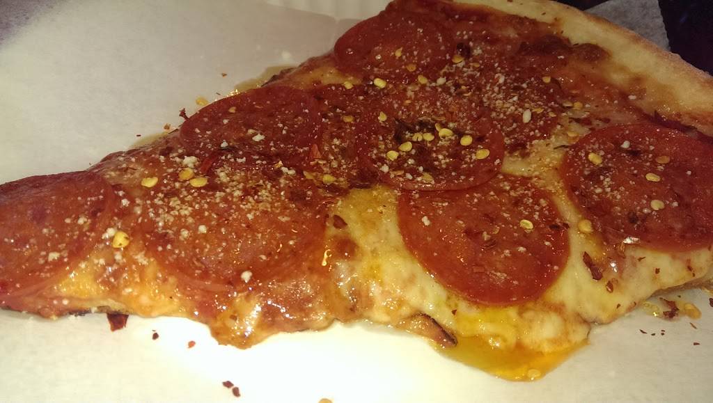 Marios | restaurant | 655 Broadway, Massapequa, NY 11758, USA | 5167971122 OR +1 516-797-1122