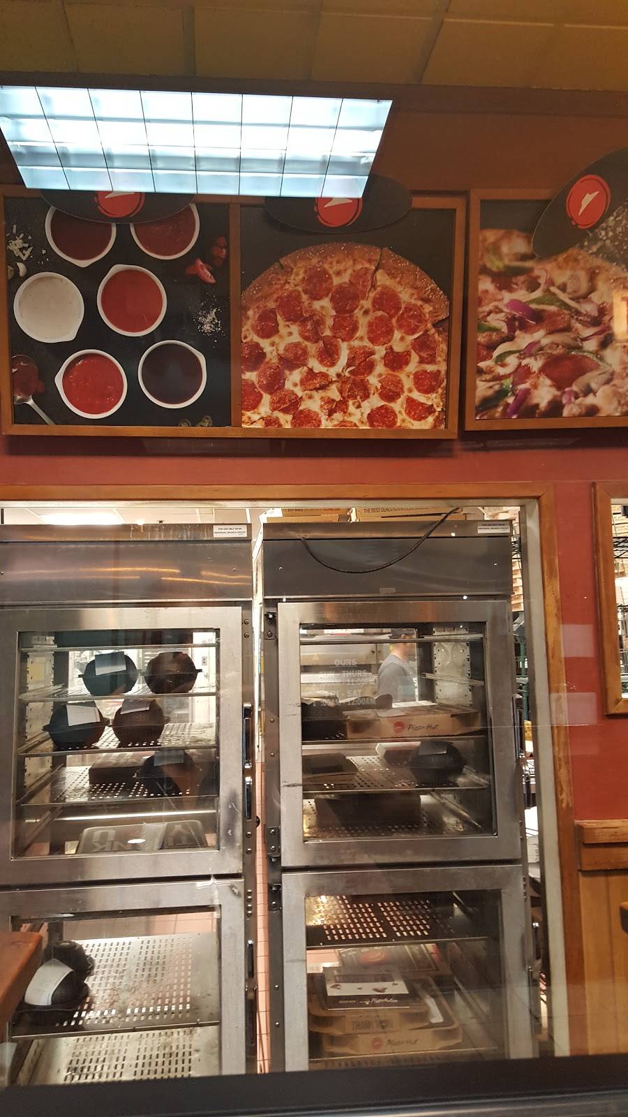 Pizza Hut | restaurant | 6700 S Stony Island Ave, Chicago, IL 60649, USA | 7739476770 OR +1 773-947-6770