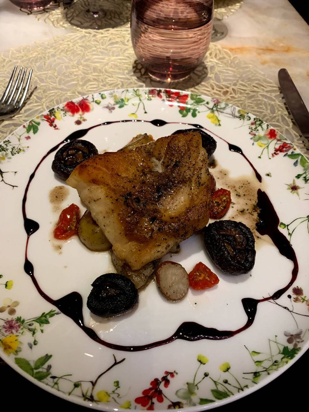 Bloom & Bee | restaurant | 1600 W Loop S, Houston, TX 77027, USA | 3462275139 OR +1 346-227-5139