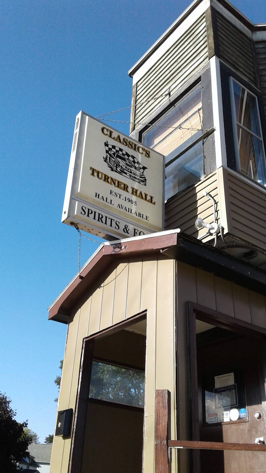 Classics Turner Hall Tavern | restaurant | 1716, 202 Elizabeth St, Plymouth, WI 53073, USA | 9208930016 OR +1 920-893-0016