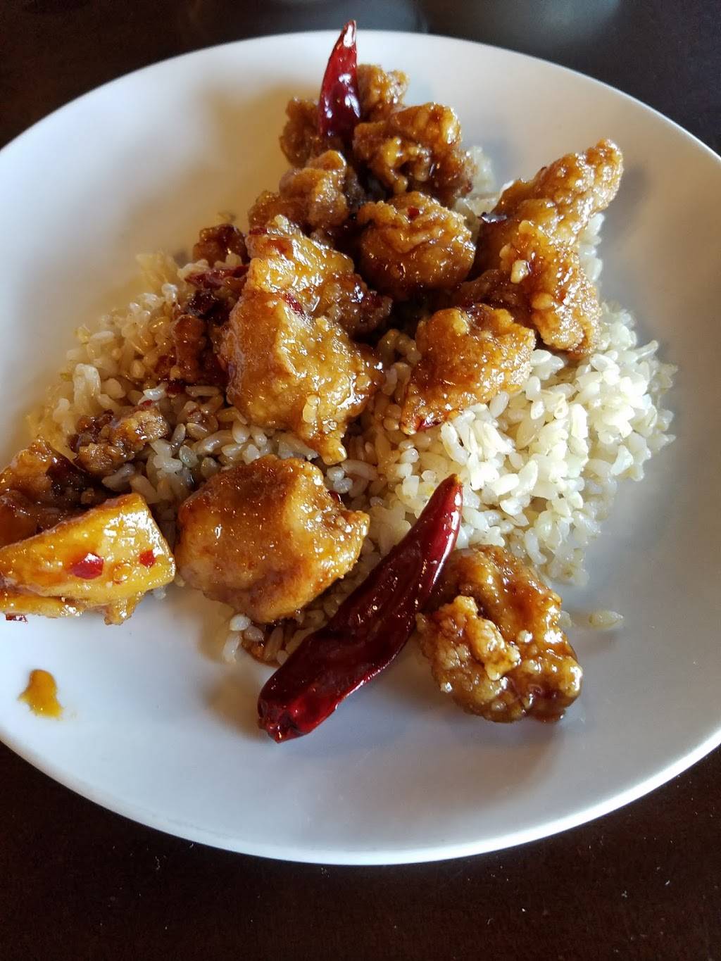 Full House Asian Bistro | restaurant | 6300 N Sagewood Dr a, Park City, UT 84098, USA | 4356157686 OR +1 435-615-7686