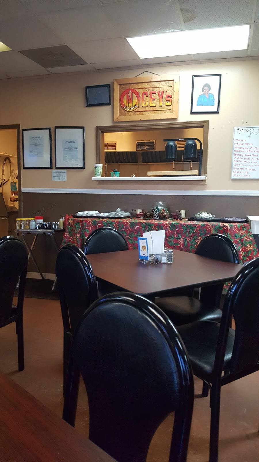 Niceys | restaurant | 8601 Martin Luther King Blvd, Houston, TX 77033, USA | 8322695489 OR +1 832-269-5489