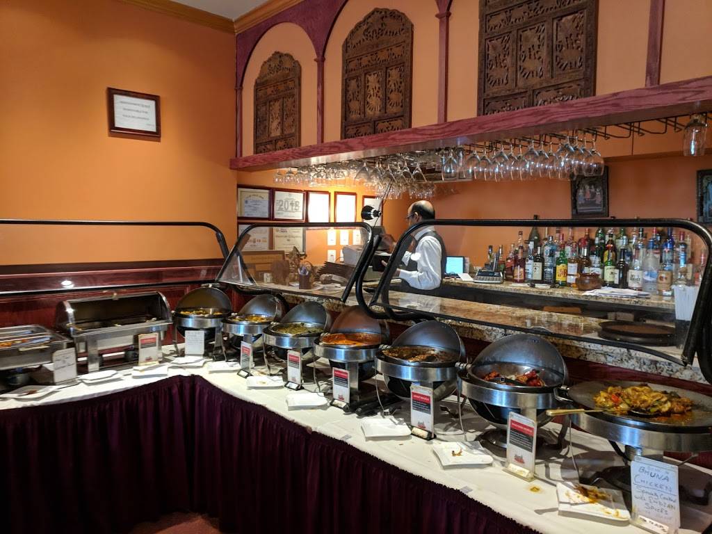 Haandi Indian Cuisine | restaurant | 1222 W Broad St, Falls Church, VA 22046, USA | 7035333501 OR +1 703-533-3501