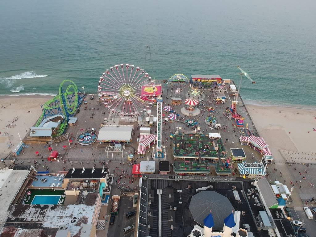 Casino Pier and Breakwater Beach Waterpark | restaurant | 34 Sherman Avenue, Seaside Heights, Seaside Heights, NJ 08751, USA | 7327936488 OR +1 732-793-6488