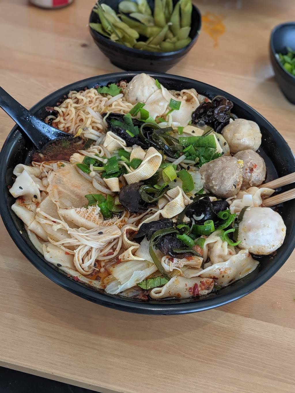 辣米味道骨汤麻辣烫 HotMilier Pot & Spicy | restaurant | 65 Wharncliffe Rd N, London, ON N6H 2A5, Canada | 2262899789 OR +1 226-289-9789