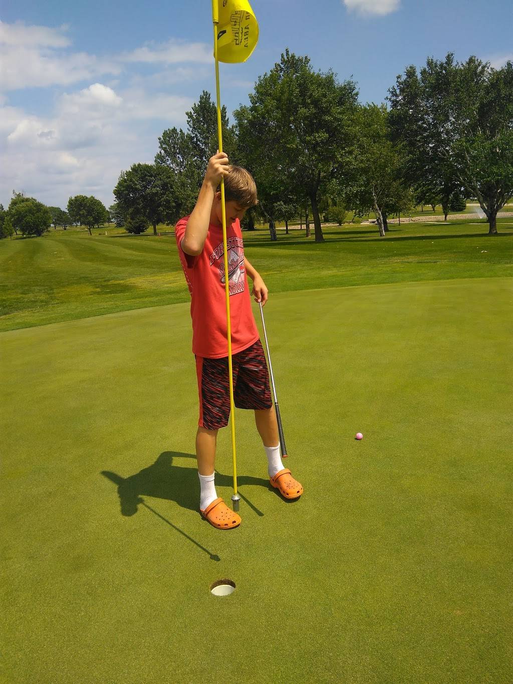 Gruis Recreation Area / The Barn | restaurant | 2724 360th St, Buffalo Center, IA 50424, USA | 6419265393 OR +1 641-926-5393