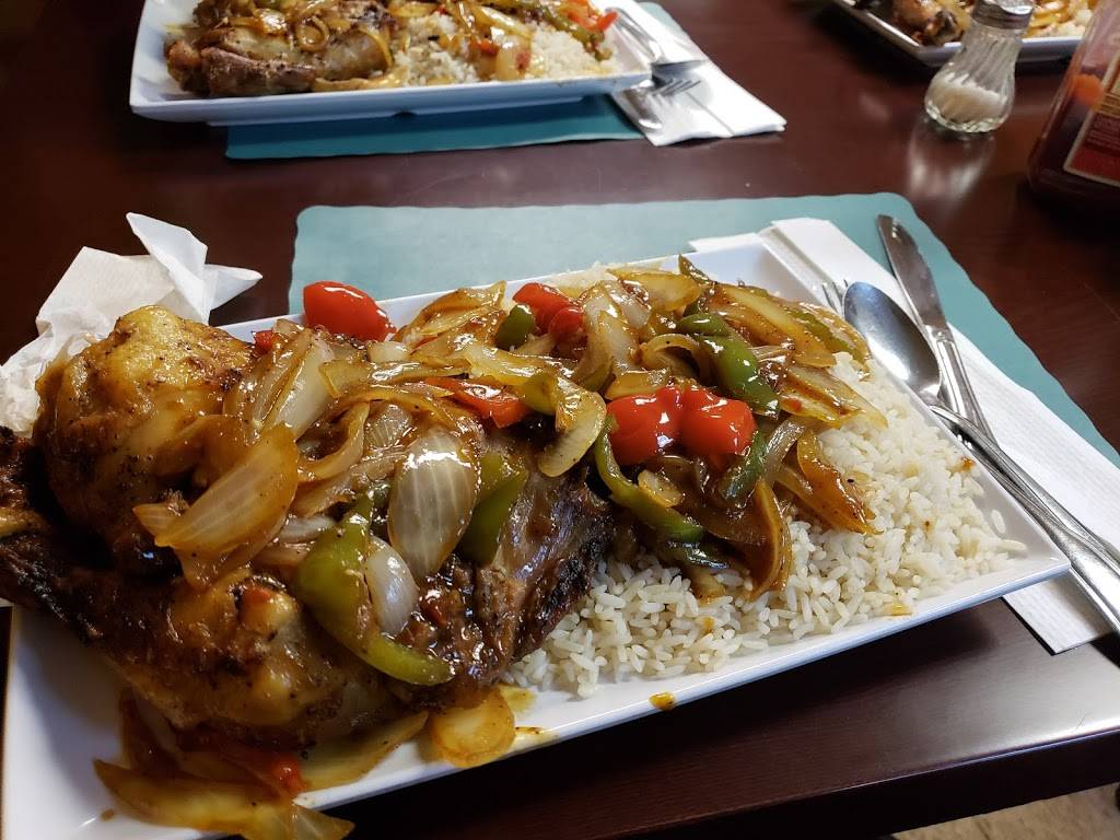 African Small Pot | restaurant | 6505 Woodland Ave, Philadelphia, PA 19142, USA | 2677137603 OR +1 267-713-7603