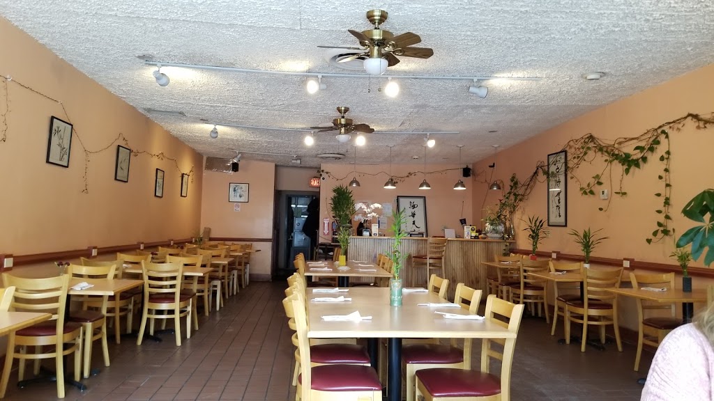 Bamboo Garden Restaurant | restaurant | 3203 N Clark St, Chicago, IL 60657, USA | 7732819000 OR +1 773-281-9000