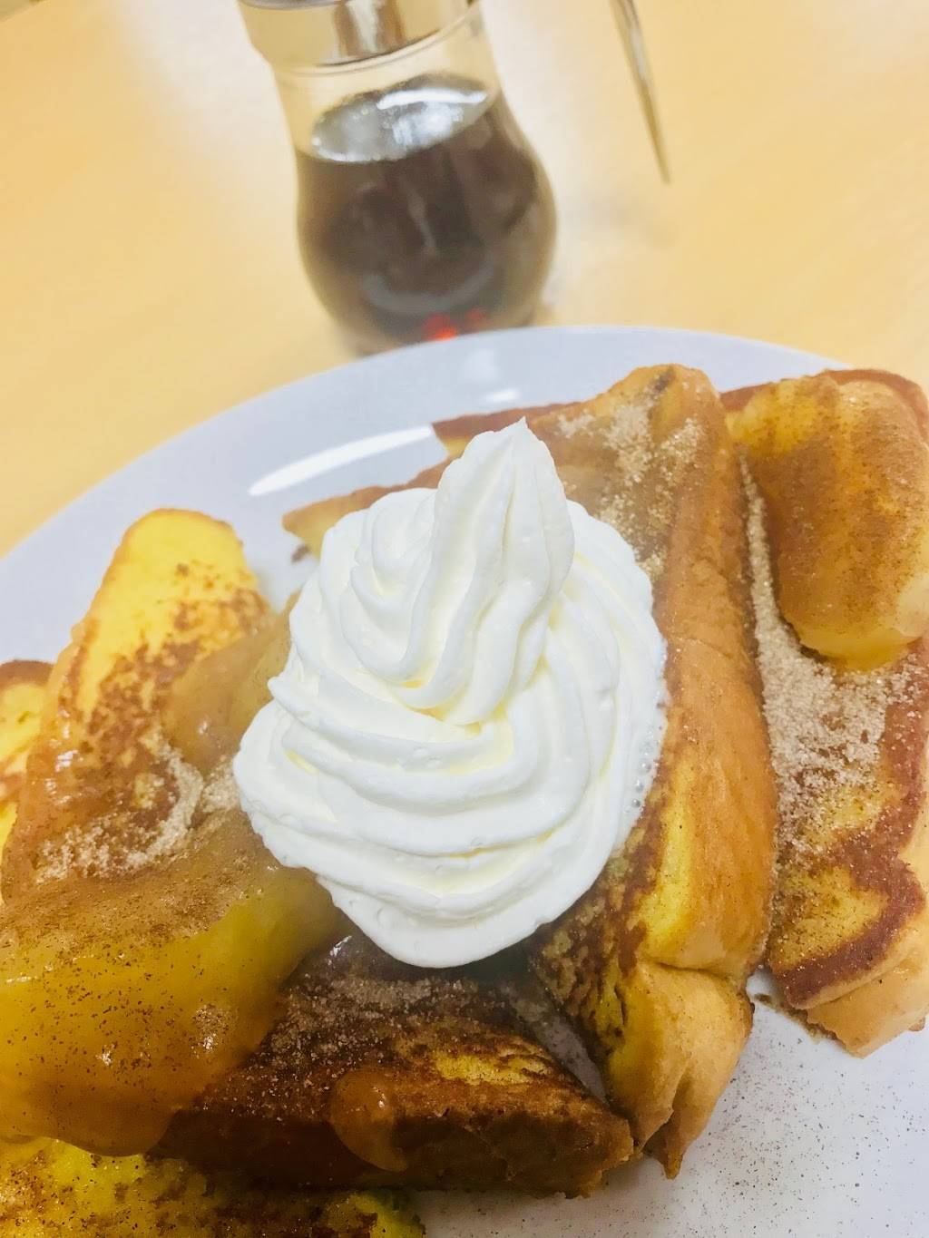 World Of Omelettes And Waffles | restaurant | 13775 Jefferson Davis Hwy, Woodbridge, VA 22191, USA | 7034905300 OR +1 703-490-5300