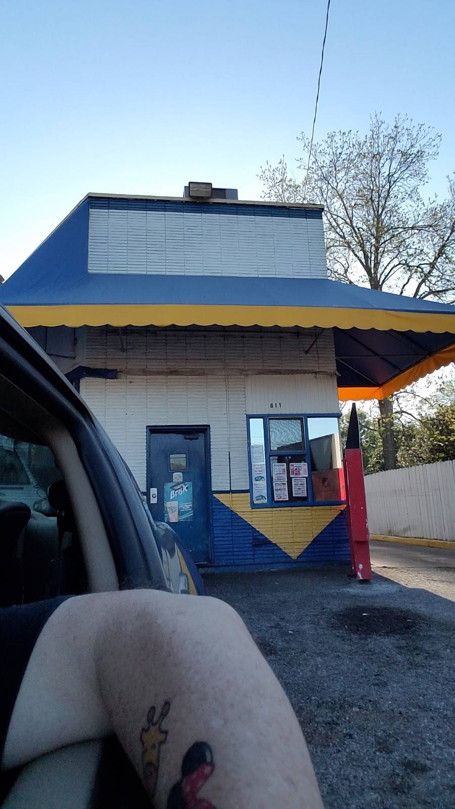 Jack Pirtle Fried Chicken | restaurant | 811 S Highland St, Memphis, TN 38111, USA | 9014589777 OR +1 901-458-9777