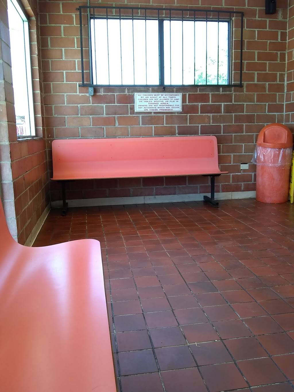 Freds Fish Fry | restaurant | 320 Somerset Rd, San Antonio, TX 78211, USA | 2109236643 OR +1 210-923-6643