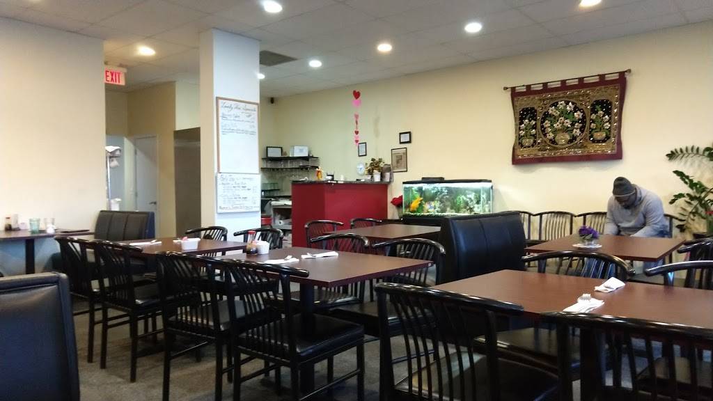 Lovely Thai Restaurant | restaurant | 7960, 1144 E Washington St, Grayslake, IL 60030, USA | 8472316442 OR +1 847-231-6442