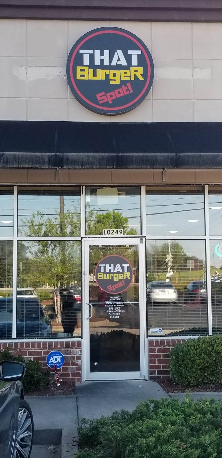 THAT Burger Spot! #2 | restaurant | 10249 Tara Blvd, Jonesboro, GA 30236, USA | 4046001051 OR +1 404-600-1051