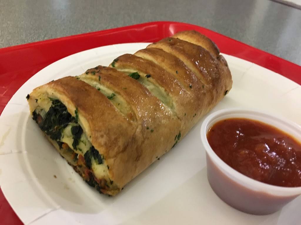 Villa Italian Kitchen | restaurant | 241 Fort Evans Rd NE #639, Leesburg, VA 20176, USA | 7037377959 OR +1 703-737-7959