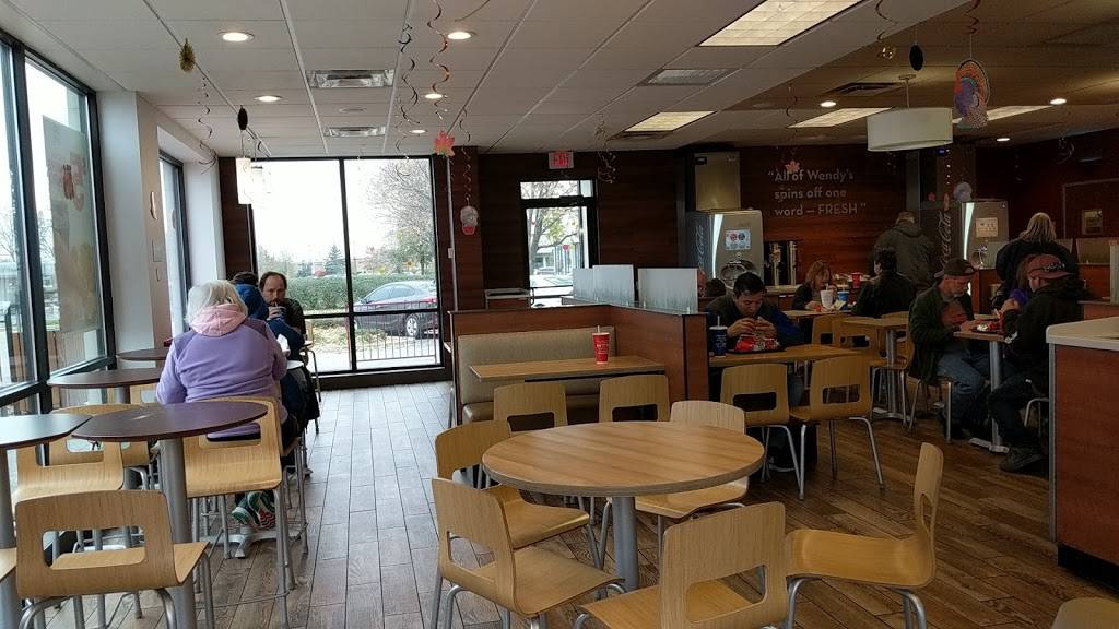 Wendys | restaurant | 2900 Plainfield Rd, Joliet, IL 60435, USA | 8155771409 OR +1 815-577-1409