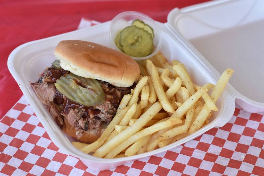 Bragg Street BBQ | restaurant | 5492 U.S.280 US-280, Birmingham, AL 35242, USA | 2053057509 OR +1 205-305-7509