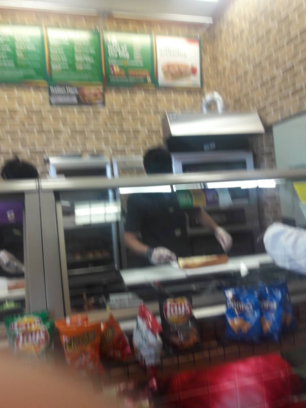 Subway | restaurant | 5524 NW Broad St, Murfreesboro, TN 37129, USA | 6153968816 OR +1 615-396-8816