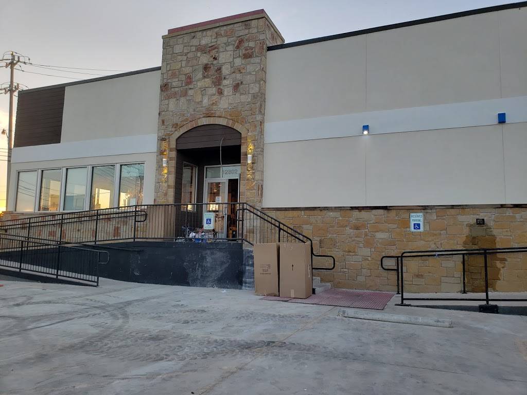 Arbys | meal takeaway | 12802 N, I-35, Live Oak, TX 78233, USA | 2103141330 OR +1 210-314-1330