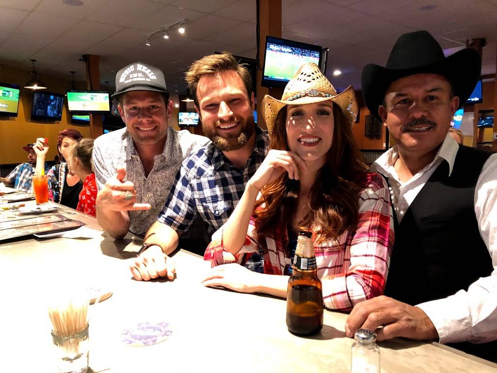 Los 3 Potrillos Mexican Restaurant & Sport Bar | restaurant | 3700 Morrison Rd #2620, Denver, CO 80219, USA | 3039555665 OR +1 303-955-5665