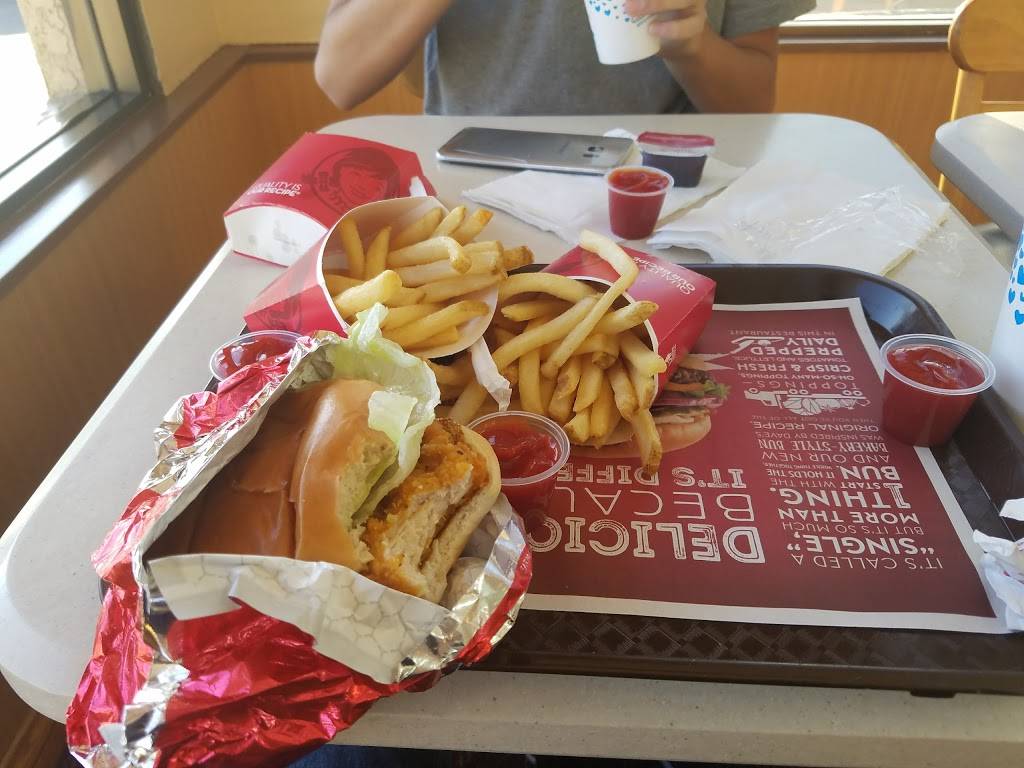 Wendys | restaurant | 1613 E Los Angeles Ave, Simi Valley, CA 93065, USA | 8055225090 OR +1 805-522-5090