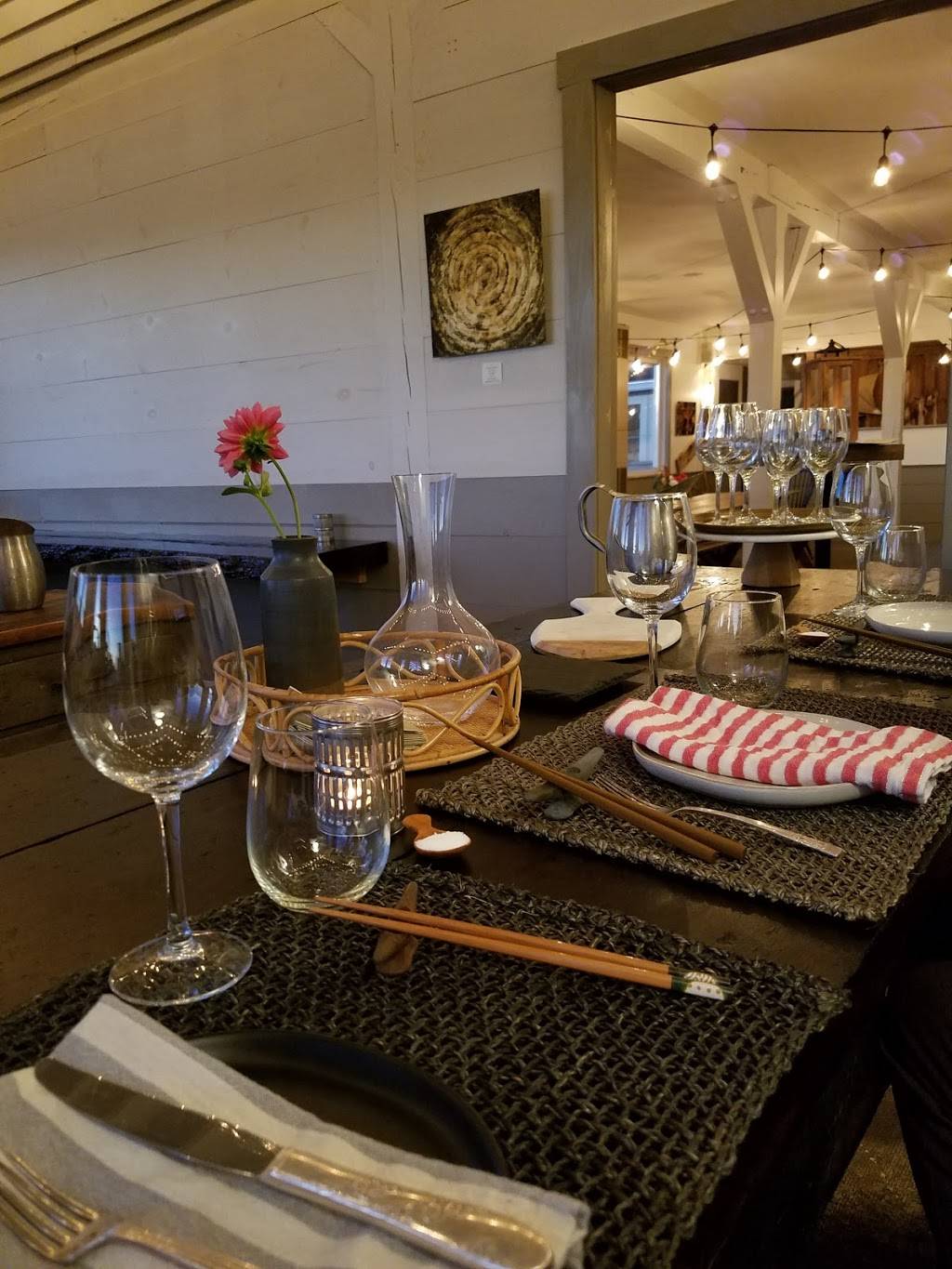 The Contented Sole | restaurant | Colonial Pemaquid Rd, New Harbor, ME 04554, USA | 2076773000 OR +1 207-677-3000