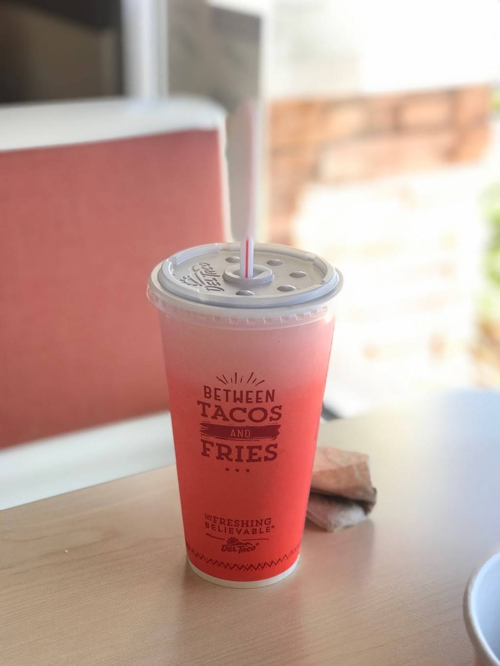 Del Taco | meal takeaway | 848 New Los Angeles Ave, Moorpark, CA 93021, USA | 8055520654 OR +1 805-552-0654