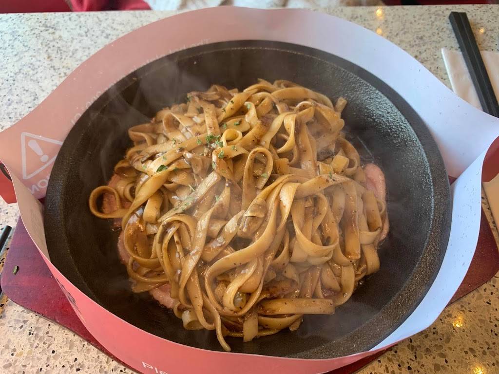 Hey Kitchen | restaurant | 710 Somerset St W, Ottawa, ON K1R 6P5, Canada | 6135699725 OR +1 613-569-9725