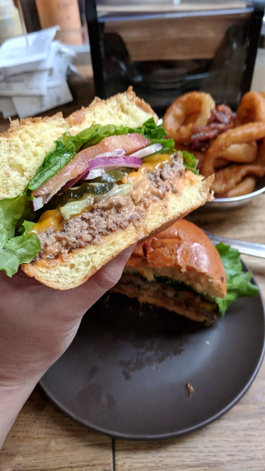 Native Burger | restaurant | 3420 Geary Blvd, San Francisco, CA 94118, USA | 4156824197 OR +1 415-682-4197